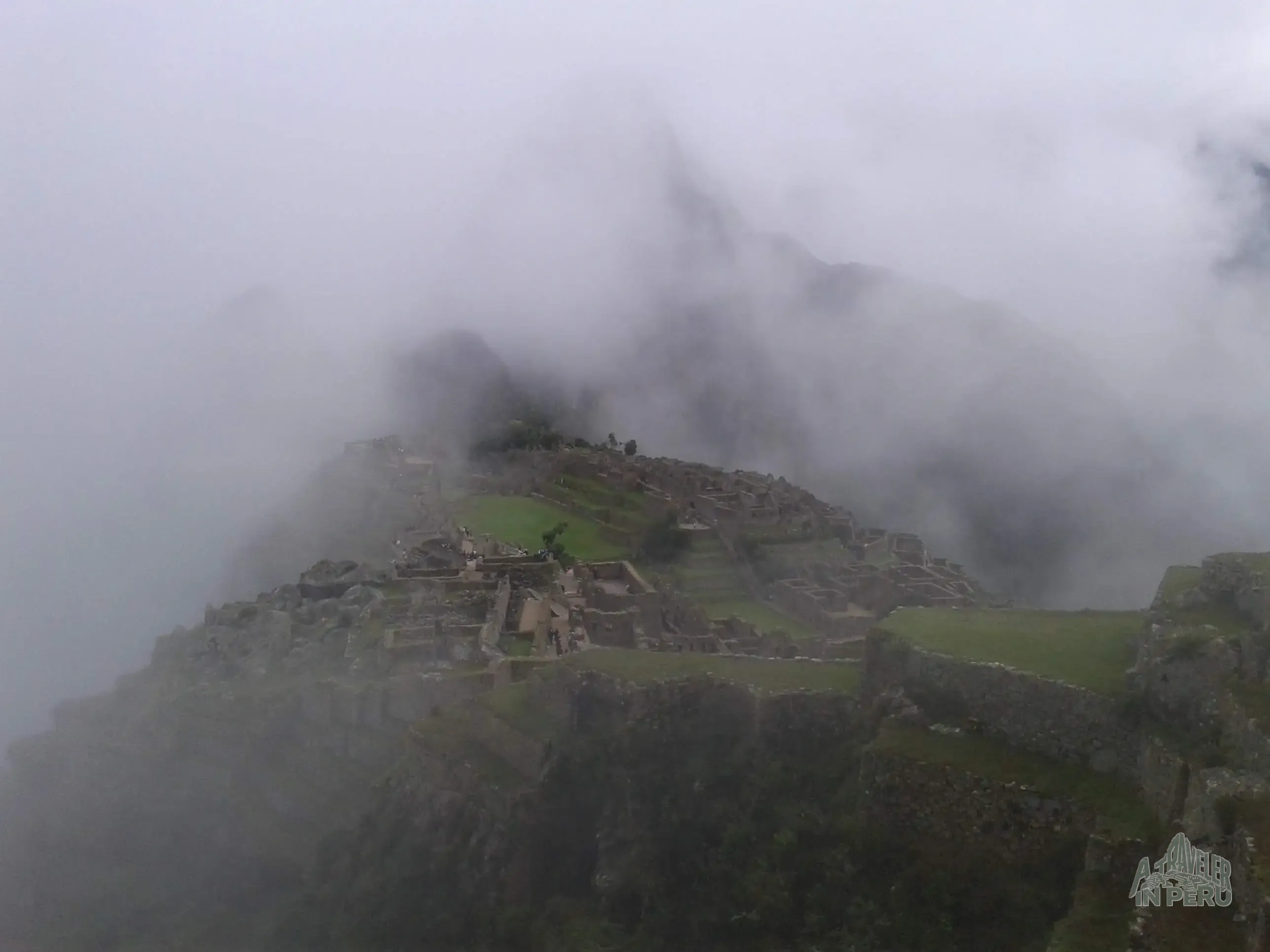 Buscando las ruinas entre las nubes